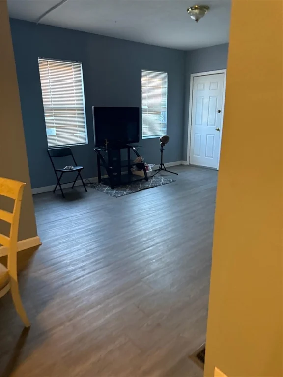 4 bed, 1 bath apartment for rent at 63 Canton St Unit 1, Stoughton — photo 6 of 22