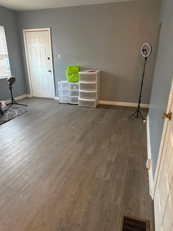 4 bed, 1 bath apartment for rent at 63 Canton St Unit 1, Stoughton — photo 7 of 22