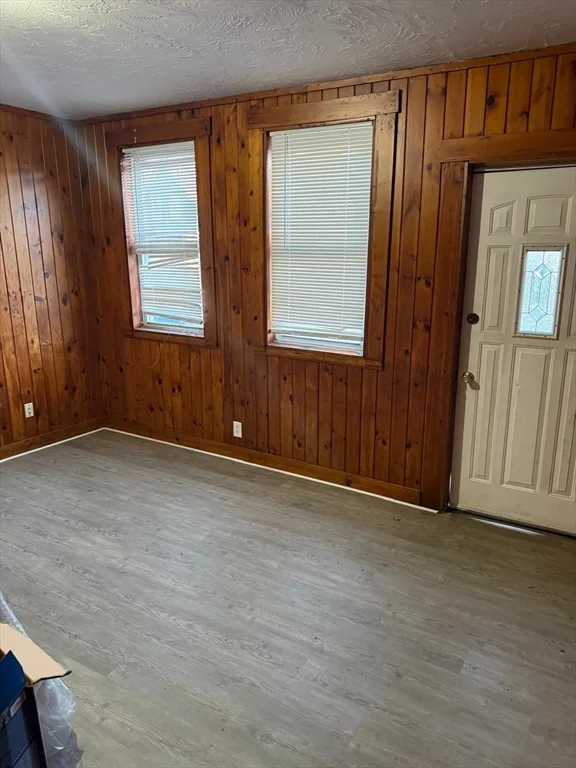 4 bed, 1 bath apartment for rent at 63 Canton St Unit 1, Stoughton — photo 16 of 22
