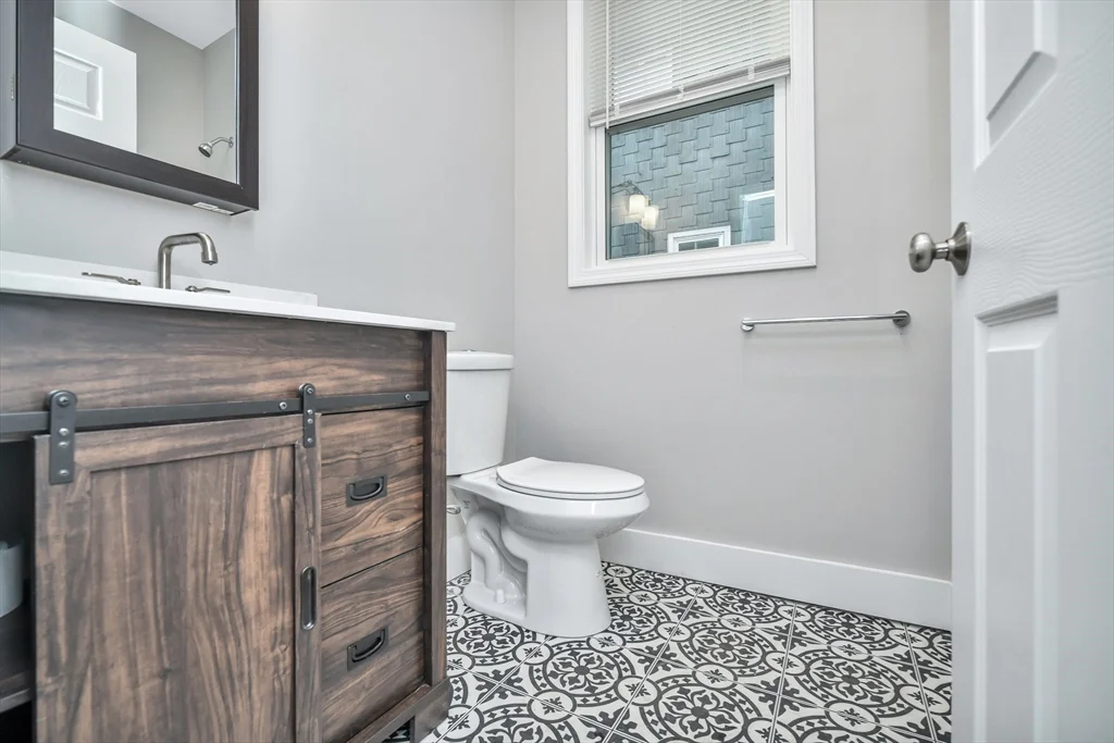 2 bed, 1 bath apartment for rent at 63 Clifford St Unit 1, Roxbury — photo 21 of 25