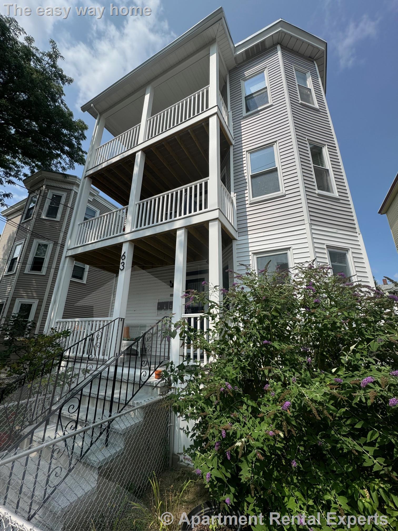 2 bed, 1 bath apartment for rent at 63 Conwell Ave Unit 3, Tufts — photo 1 of 17