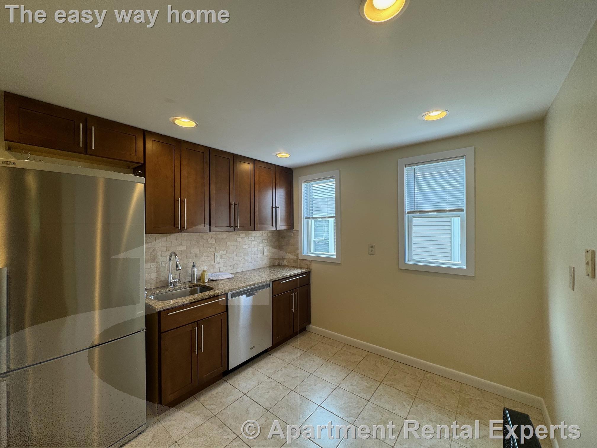 2 bed, 1 bath apartment for rent at 63 Conwell Ave Unit 3, Tufts — photo 12 of 17
