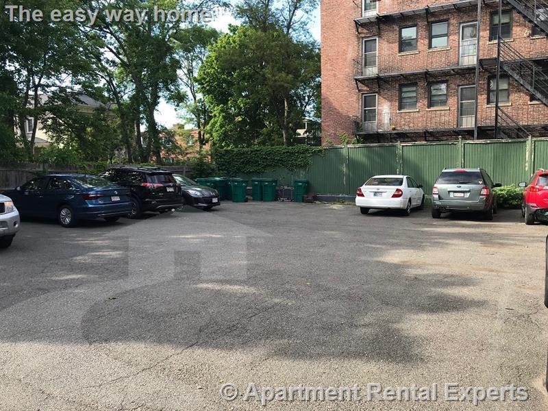 1 bed, 1 bath apartment for rent at 63 Dana St Unit 8, Harvard Square — photo 10 of 11