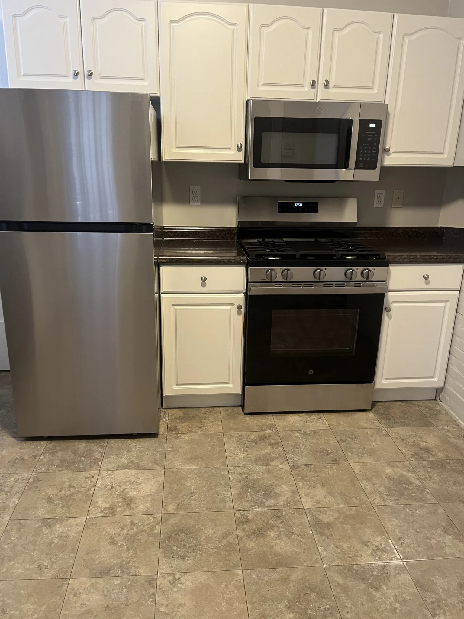 1 bed, 1 bath apartment for rent at 63 Dana St Unit U8, Mid Cambridge — photo 3 of 13