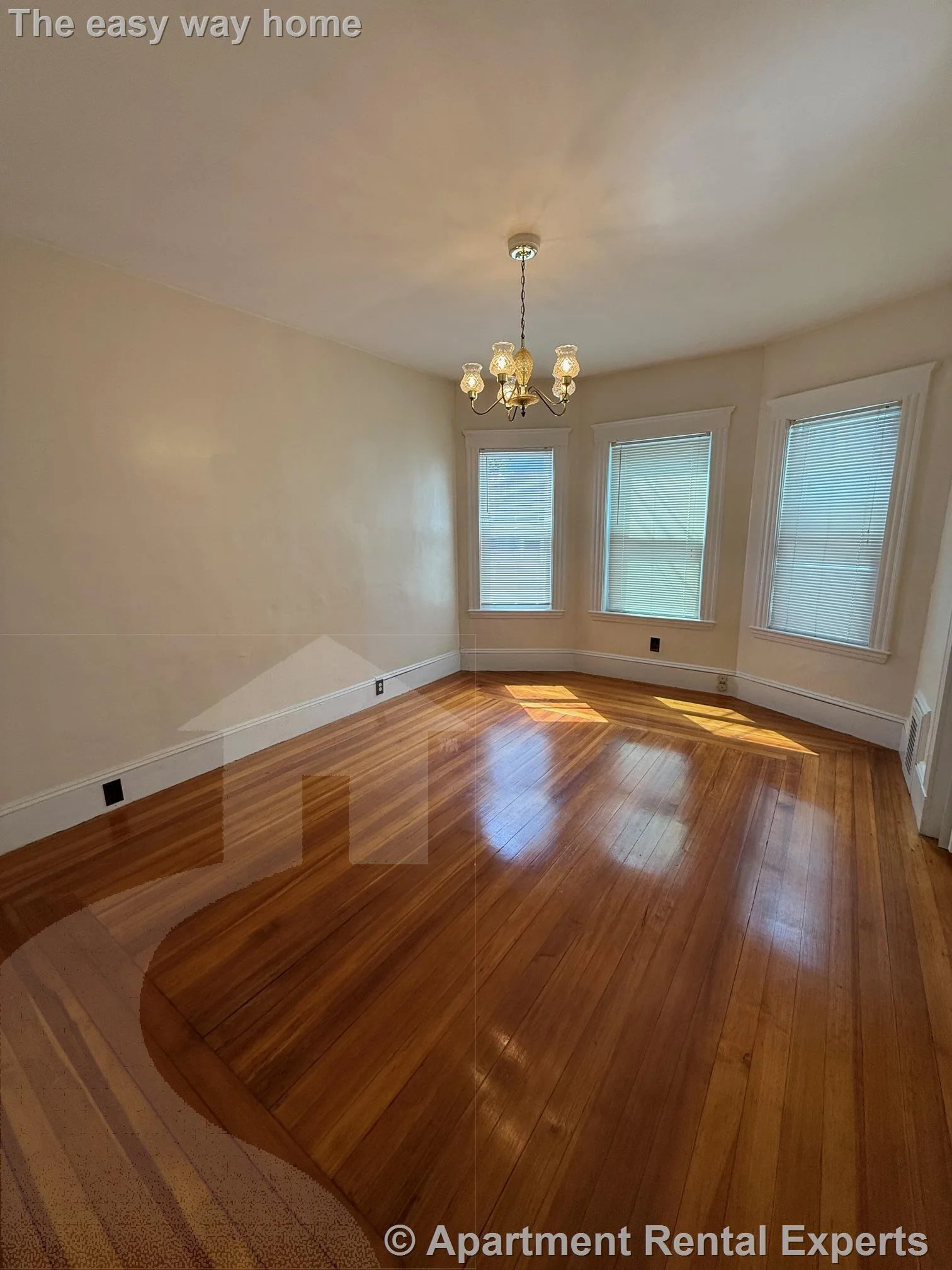 2 bed, 1 bath apartment for rent at 63 Dimick St Unit 1, Ward Two — photo 5 of 13