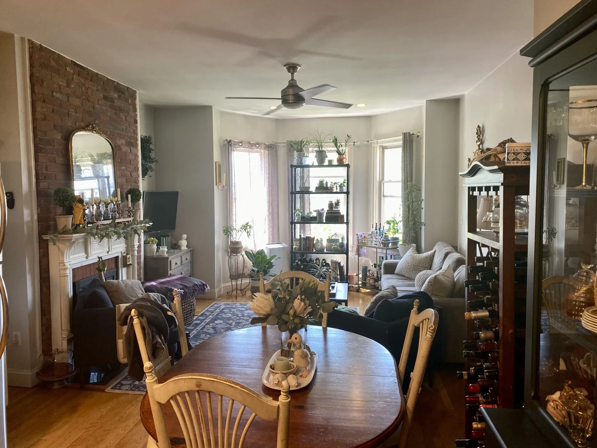 3 bed, 2 bath apartment for rent at 63 East Berkeley St Unit PH, South End — photo 2 of 10