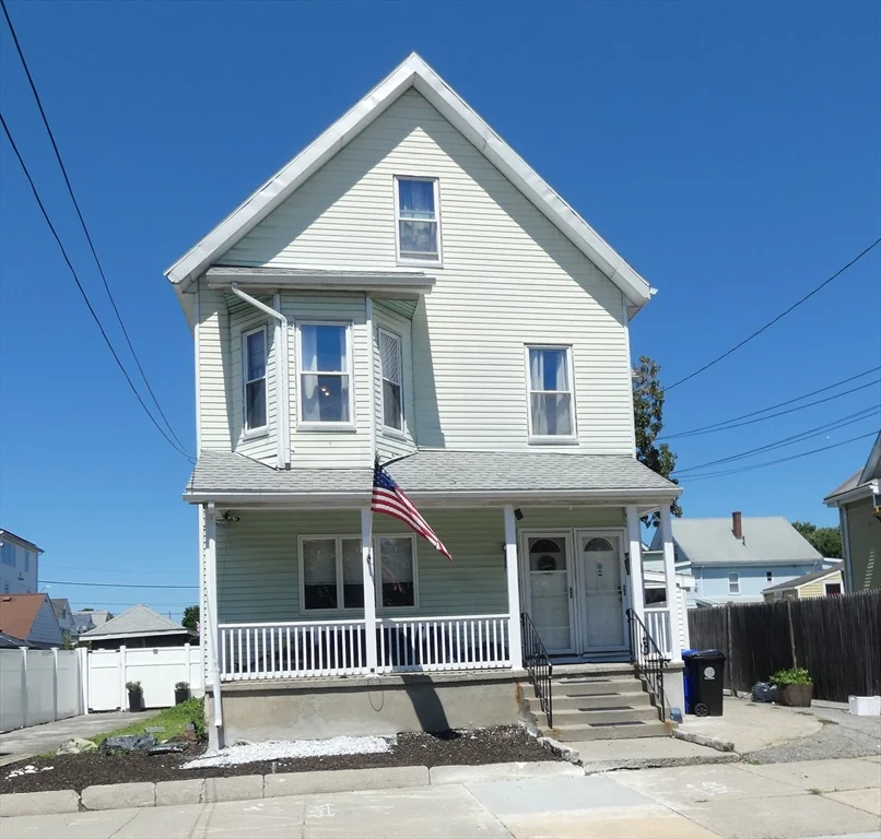 1 bed, 1 bath apartment for rent at 63 Emerald St Unit 1, Malden — photo 1 of 7