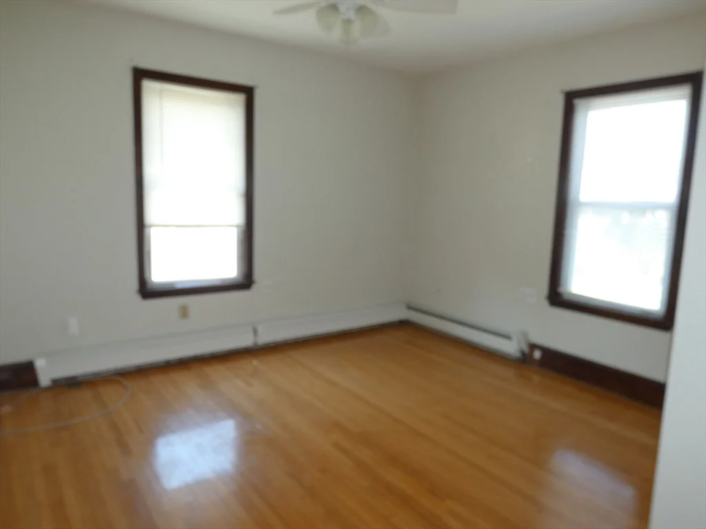 1 bed, 1 bath apartment for rent at 63 Emerald St Unit 1, Malden — photo 5 of 7
