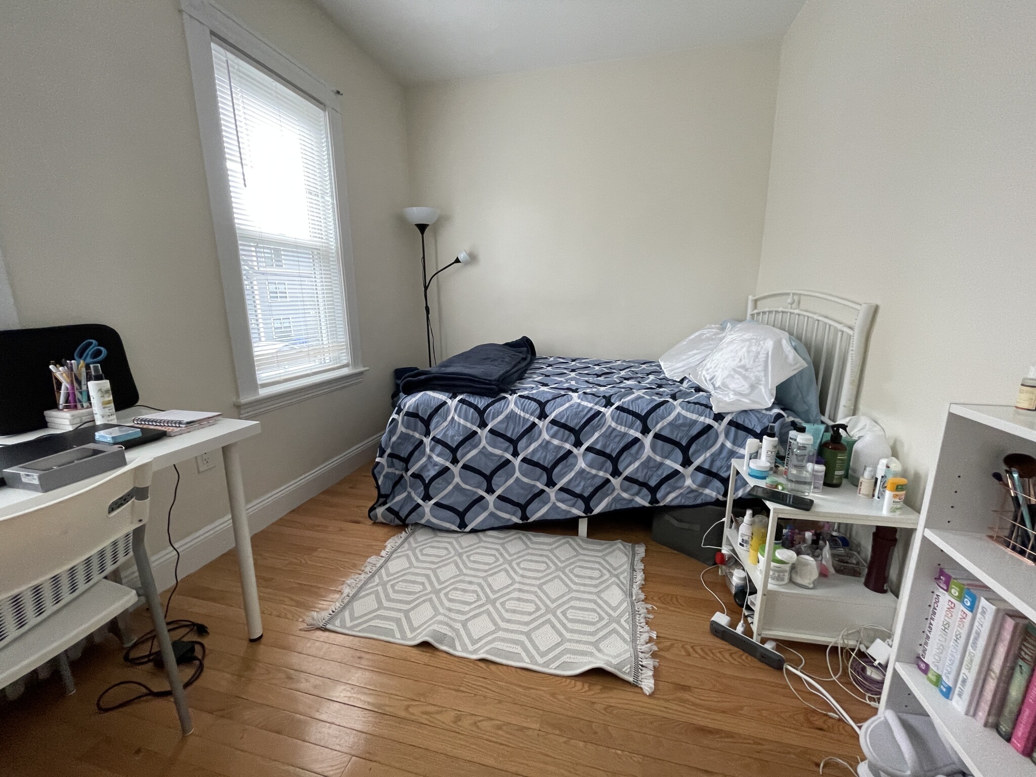 4 bed, 2 bath apartment for rent at 63 Fairbanks St Unit 2, Brighton — photo 17 of 40
