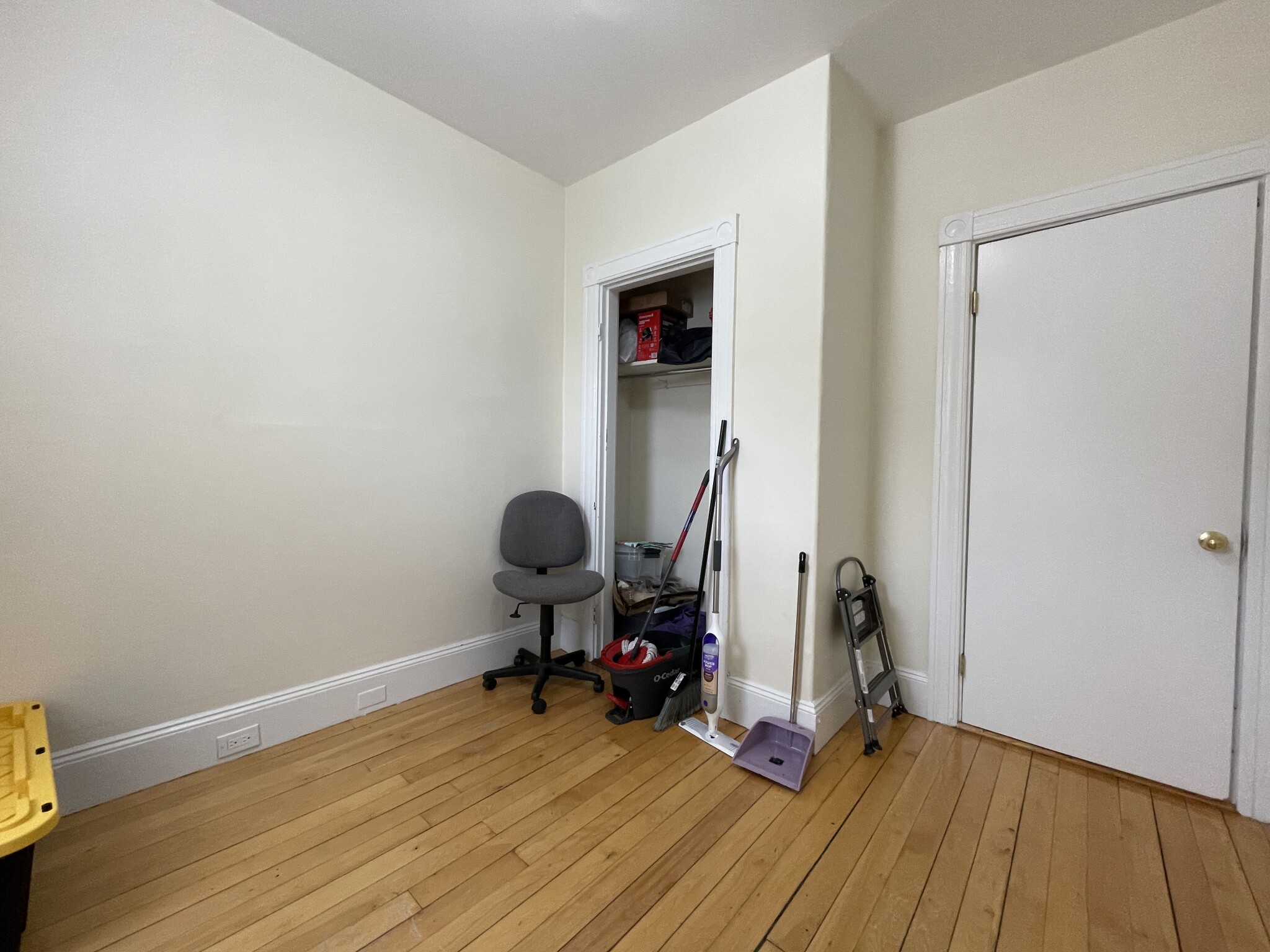 4 bed, 2 bath apartment for rent at 63 Fairbanks St Unit 2, Brighton — photo 10 of 40