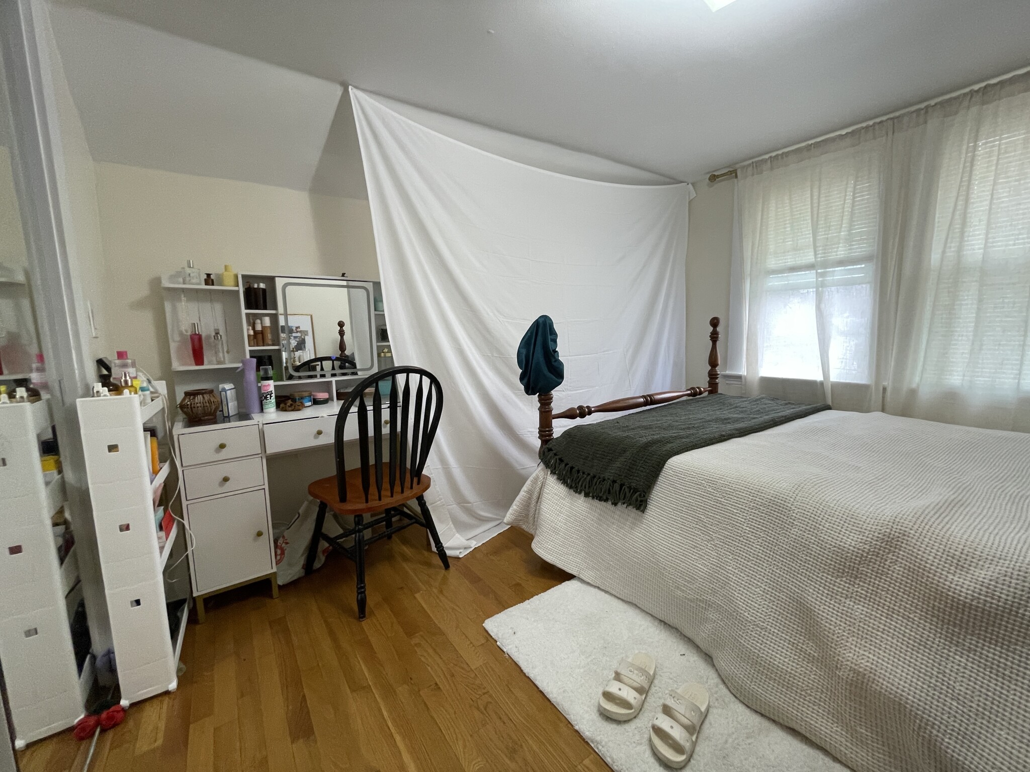4 bed, 2 bath apartment for rent at 63 Fairbanks St Unit 2, Brighton — photo 24 of 40