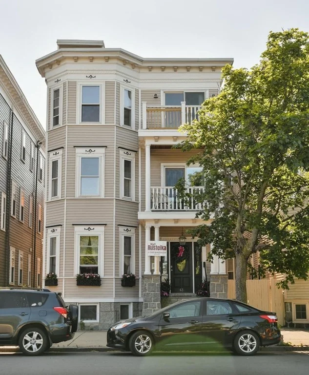 3 bed, 2 bath apartment for rent at 63 Farragut Rd Unit 3, South Boston — photo 9 of 18