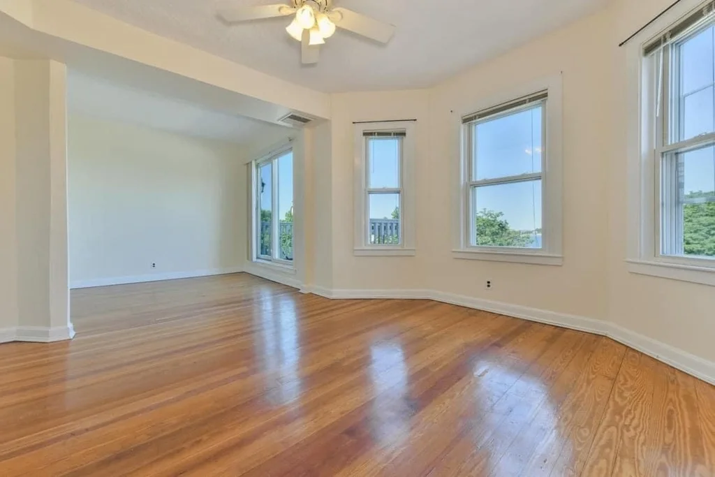 3 bed, 2 bath apartment for rent at 63 Farragut Rd Unit 3, South Boston — photo 5 of 18