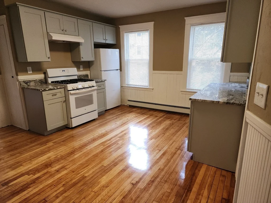 2 bed, 2 bath apartment for rent at 63 Fifth Ave Unit 1, Worcester — photo 1 of 13