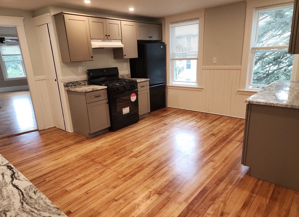 2 bed, 1 bath apartment for rent at 63 Fifth Ave Unit 2, Worcester — photo 1 of 13