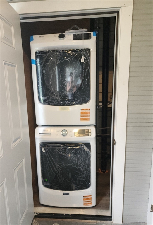 2 bed, 1 bath apartment for rent at 63 Fifth Ave Unit 2, Worcester — photo 12 of 13