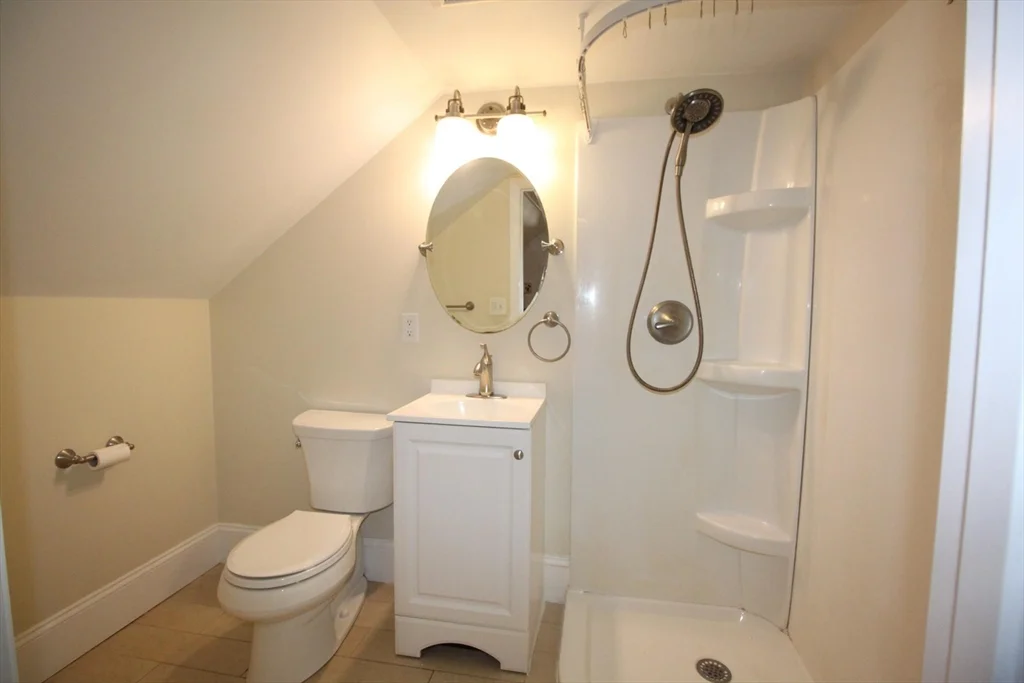 4 bed, 2 bath apartment for rent at 63 Foster St Unit 63, Arlington — photo 22 of 27