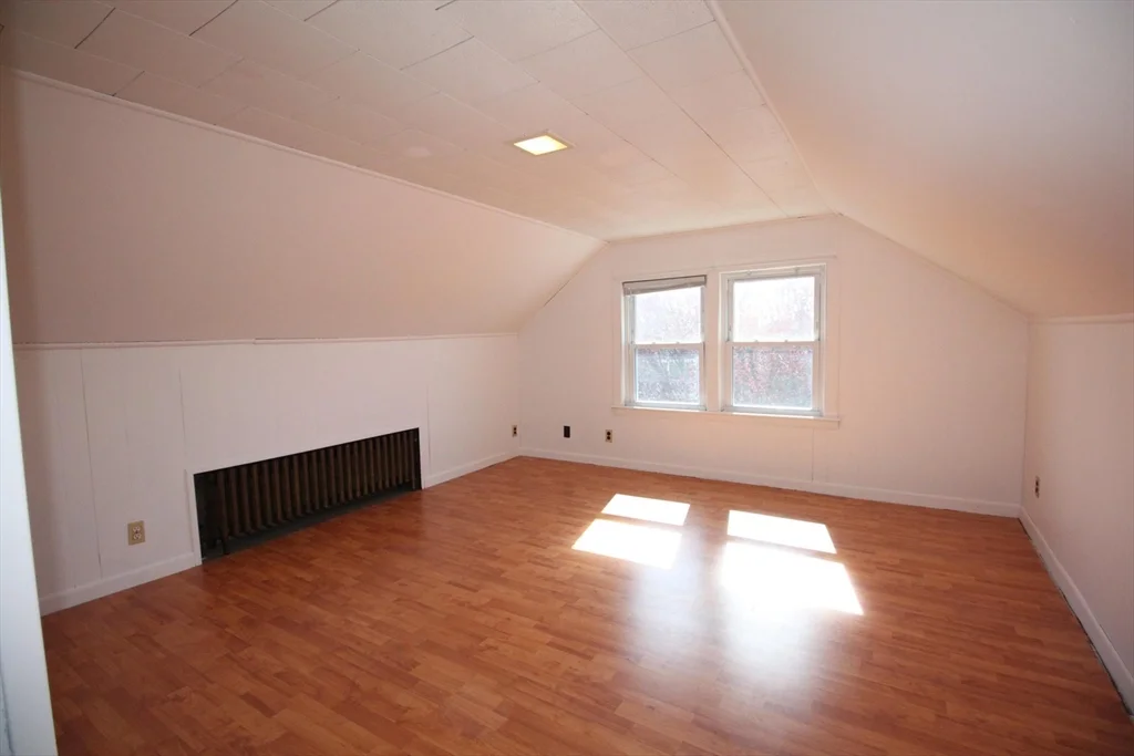 4 bed, 2 bath apartment for rent at 63 Foster St Unit 63, Arlington — photo 24 of 27