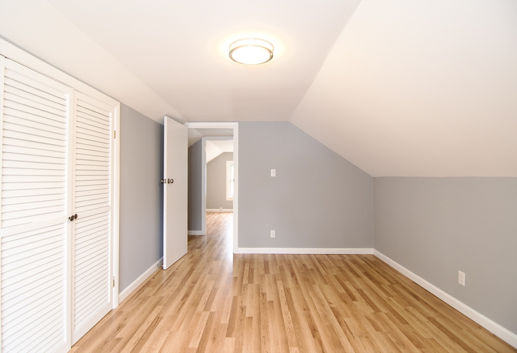 6 bed, 1 bath apartment for rent at 63 Grandview St, East Forest Park — photo 37 of 42