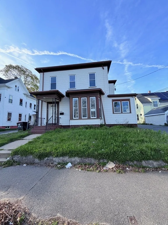 3 bed, 1 bath apartment for rent at 63 Harvard St Unit 2, Brockton — photo 10 of 11