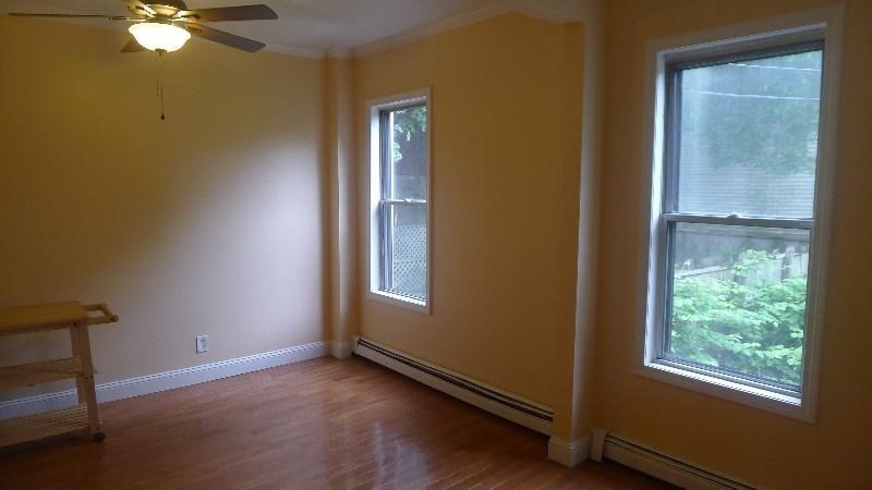 3 bed, 1 bath apartment for rent at 63 I St Unit 2R, South Boston — photo 5 of 8