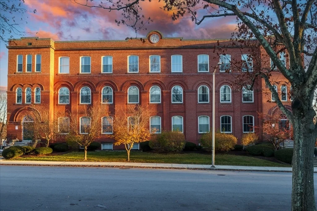 2 bed, 1 bath apartment for rent at 63 Illinois St Unit 104, Worcester — photo 19 of 25