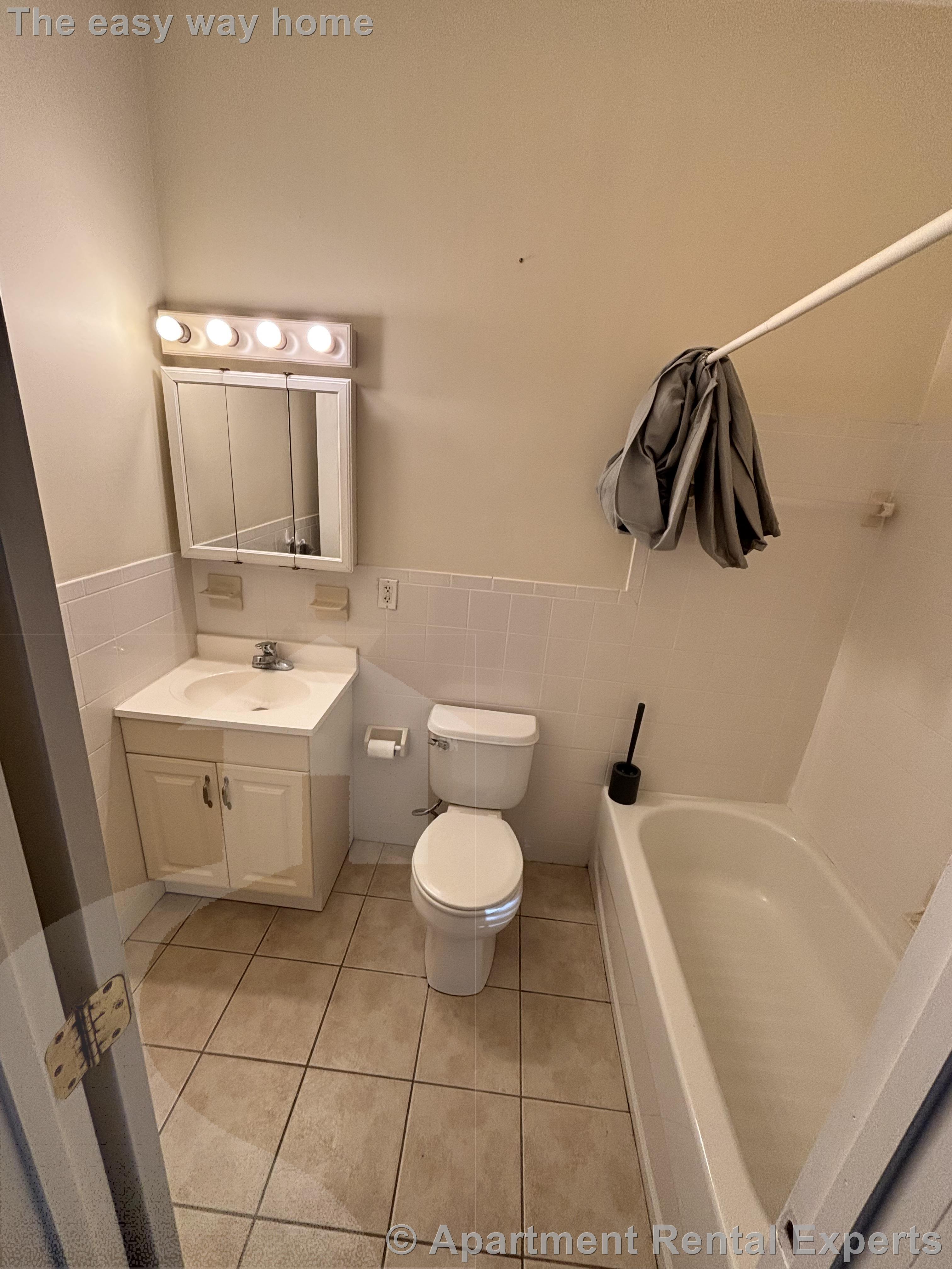Studio bed, 1 bath apartment for rent at 63 Inman St Unit 2, Central Square — photo 5 of 5