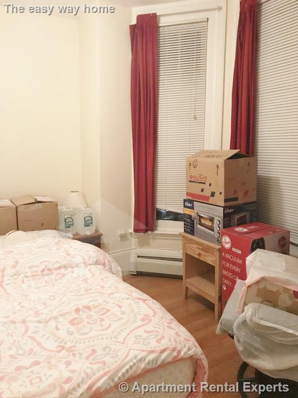 1 bed, 1 bath apartment for rent at 63 Inman St Unit 4, Central Square — photo 3 of 7