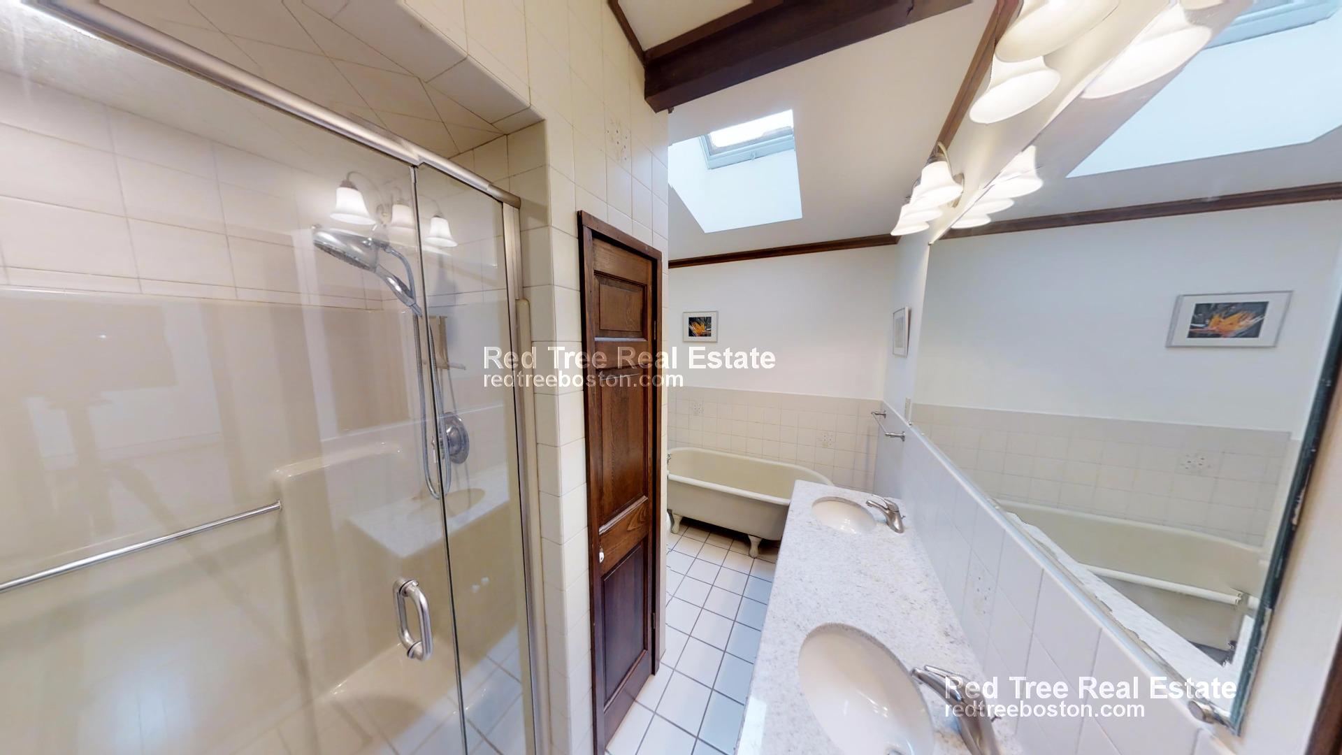 3 bed, 1.5 bath apartment for rent at 63 Johnson St Unit 1, West Roxbury — photo 7 of 14