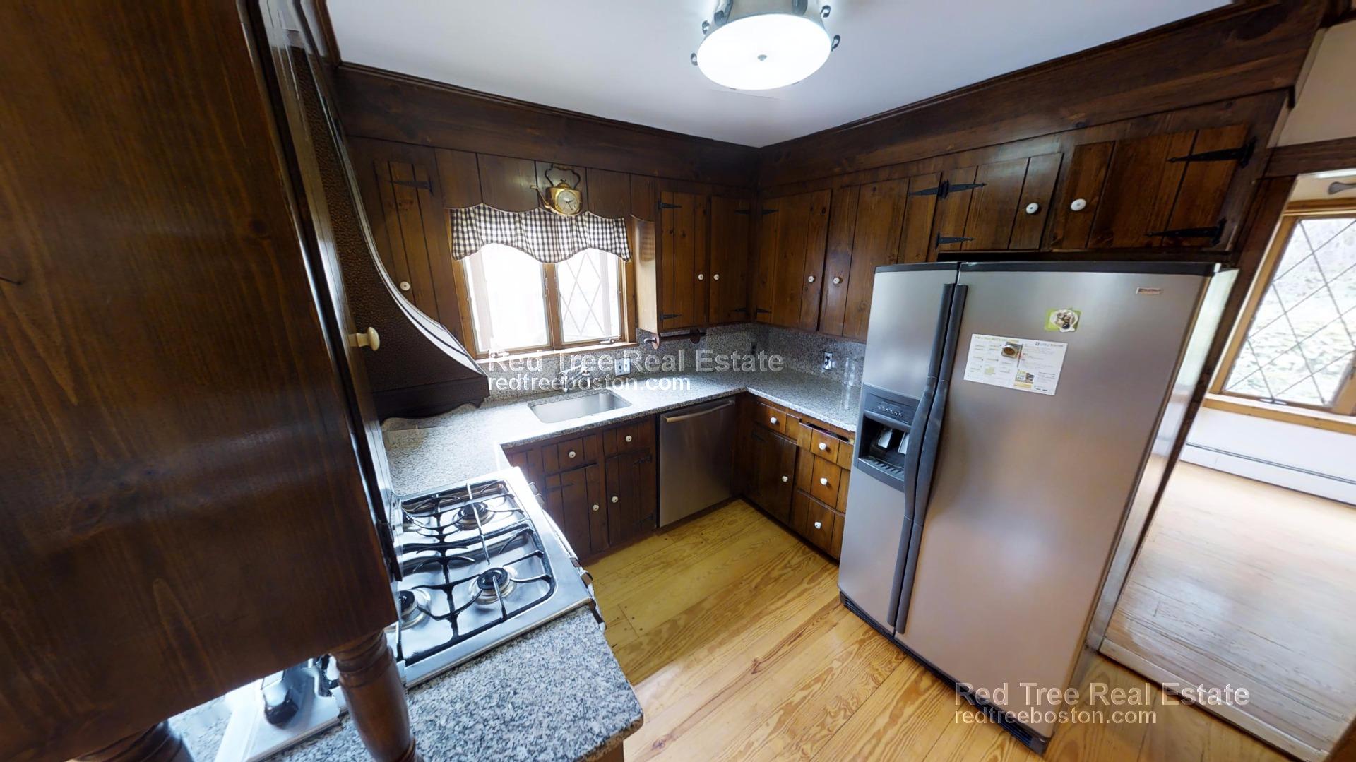 3 bed, 1.5 bath apartment for rent at 63 Johnson St Unit 1, West Roxbury — photo 2 of 14