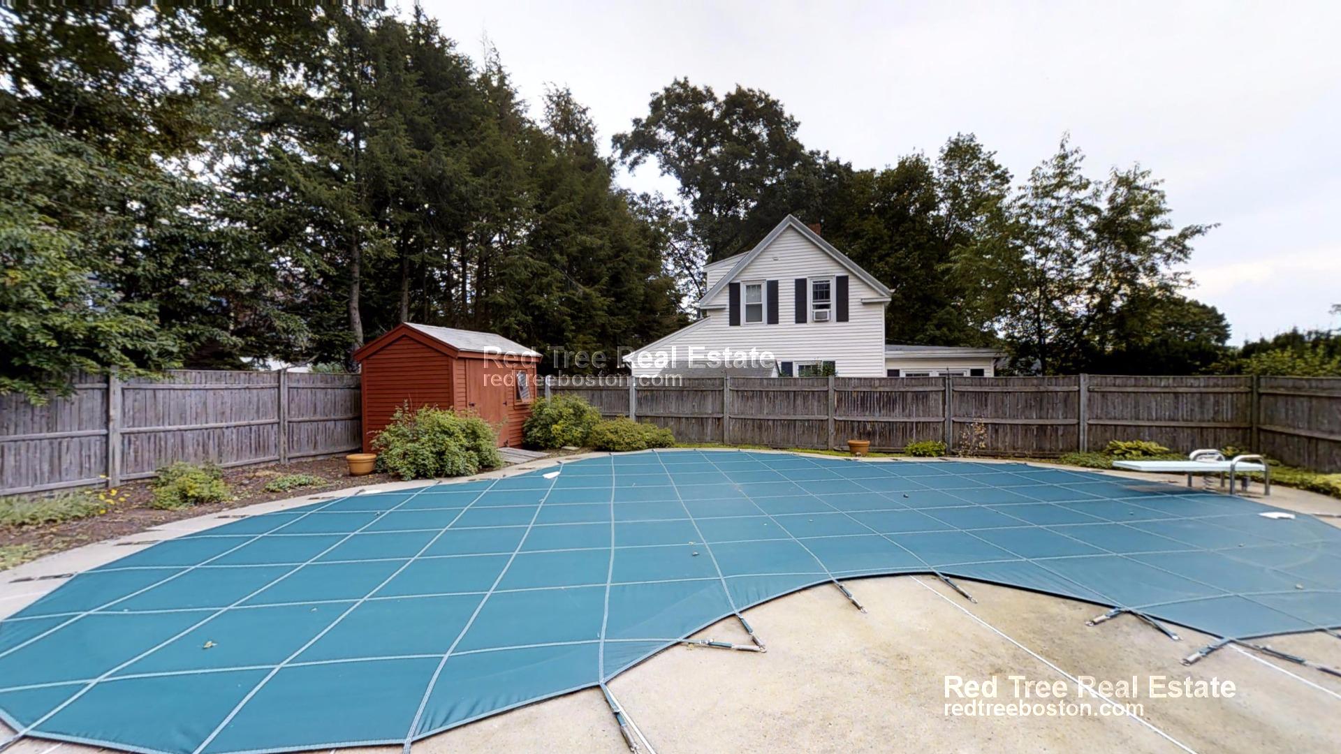 3 bed, 1.5 bath apartment for rent at 63 Johnson St Unit 1, West Roxbury — photo 10 of 14
