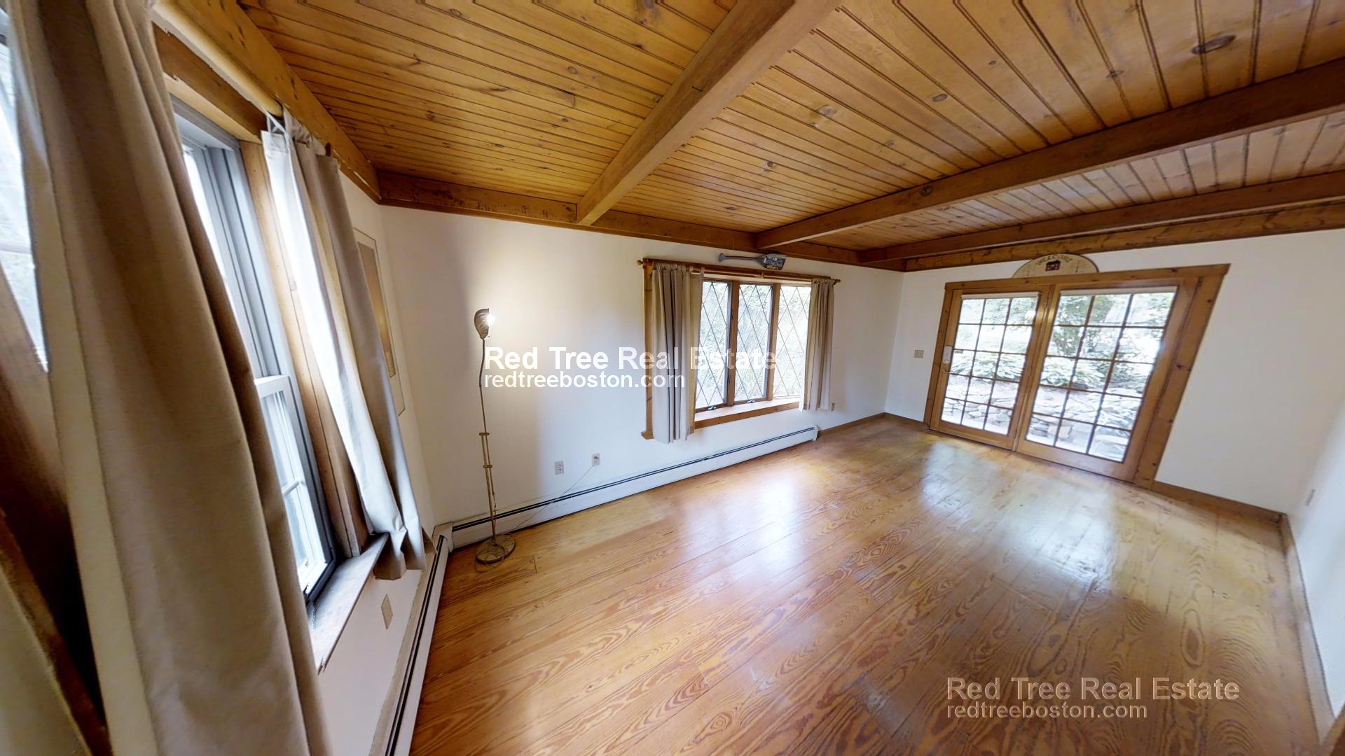 3 bed, 1.5 bath apartment for rent at 63 Johnson St Unit 1, West Roxbury — photo 6 of 14