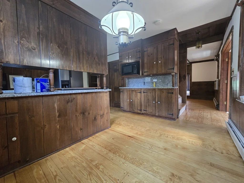 3 bed, 1 bath apartment for rent at 63 Johnson Unit 63, West Roxbury — photo 9 of 19
