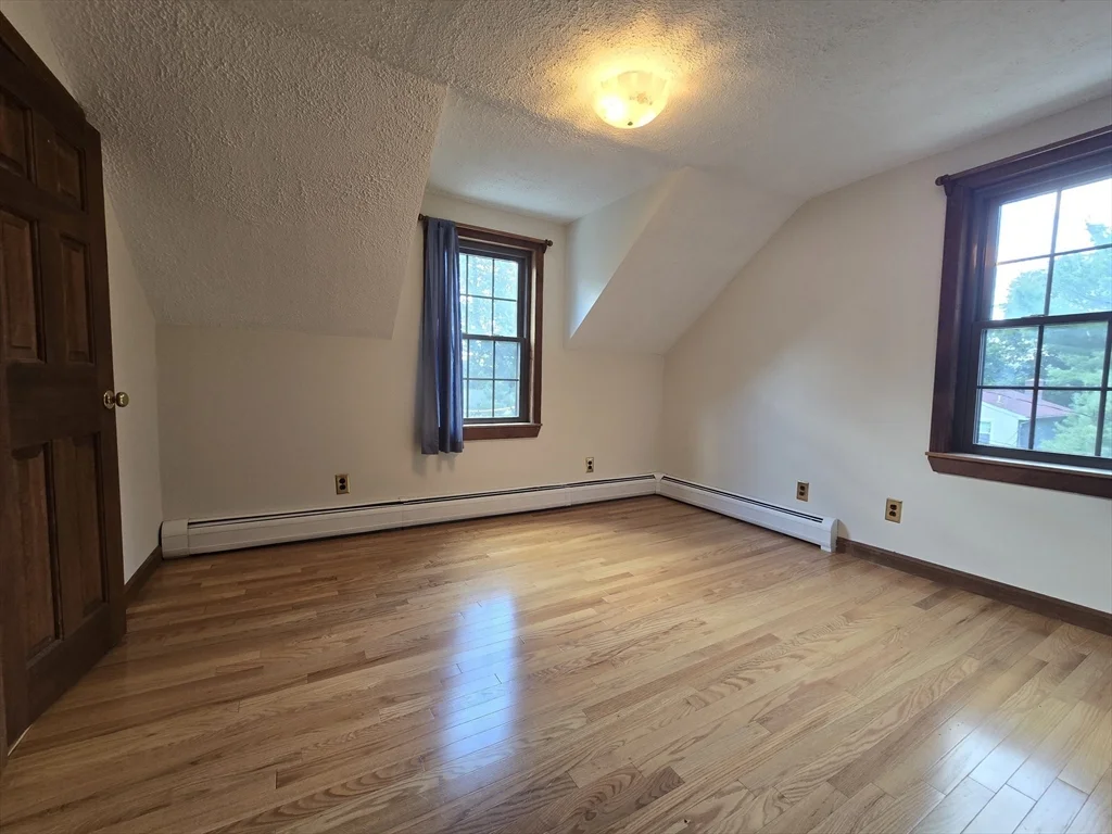 3 bed, 1 bath apartment for rent at 63 Johnson Unit 63, West Roxbury — photo 16 of 19