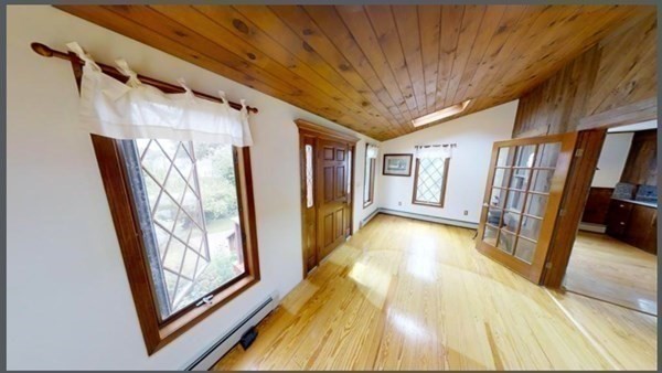 3 bed, 1 bath apartment for rent at 63 Johnson, West Roxbury — photo 10 of 15