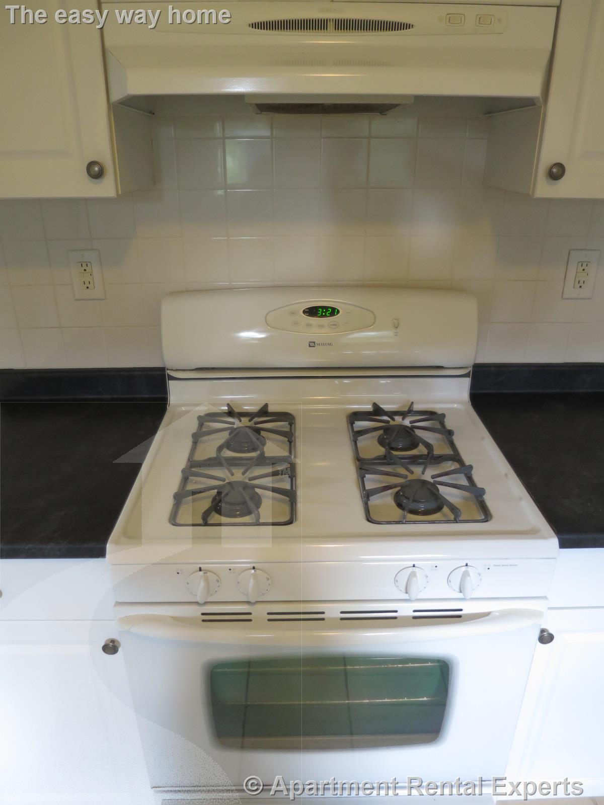 2 bed, 1 bath apartment for rent at 63 Liberty Ave Unit 2, Davis Square — photo 11 of 15