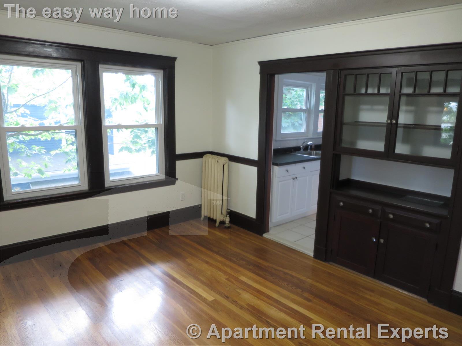 2 bed, 1 bath apartment for rent at 63 Liberty Ave Unit 2, Davis Square — photo 3 of 15