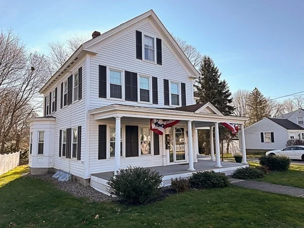 2 bed, 1 bath apartment for rent at 63 Maple Ave Unit 1, Shrewsbury