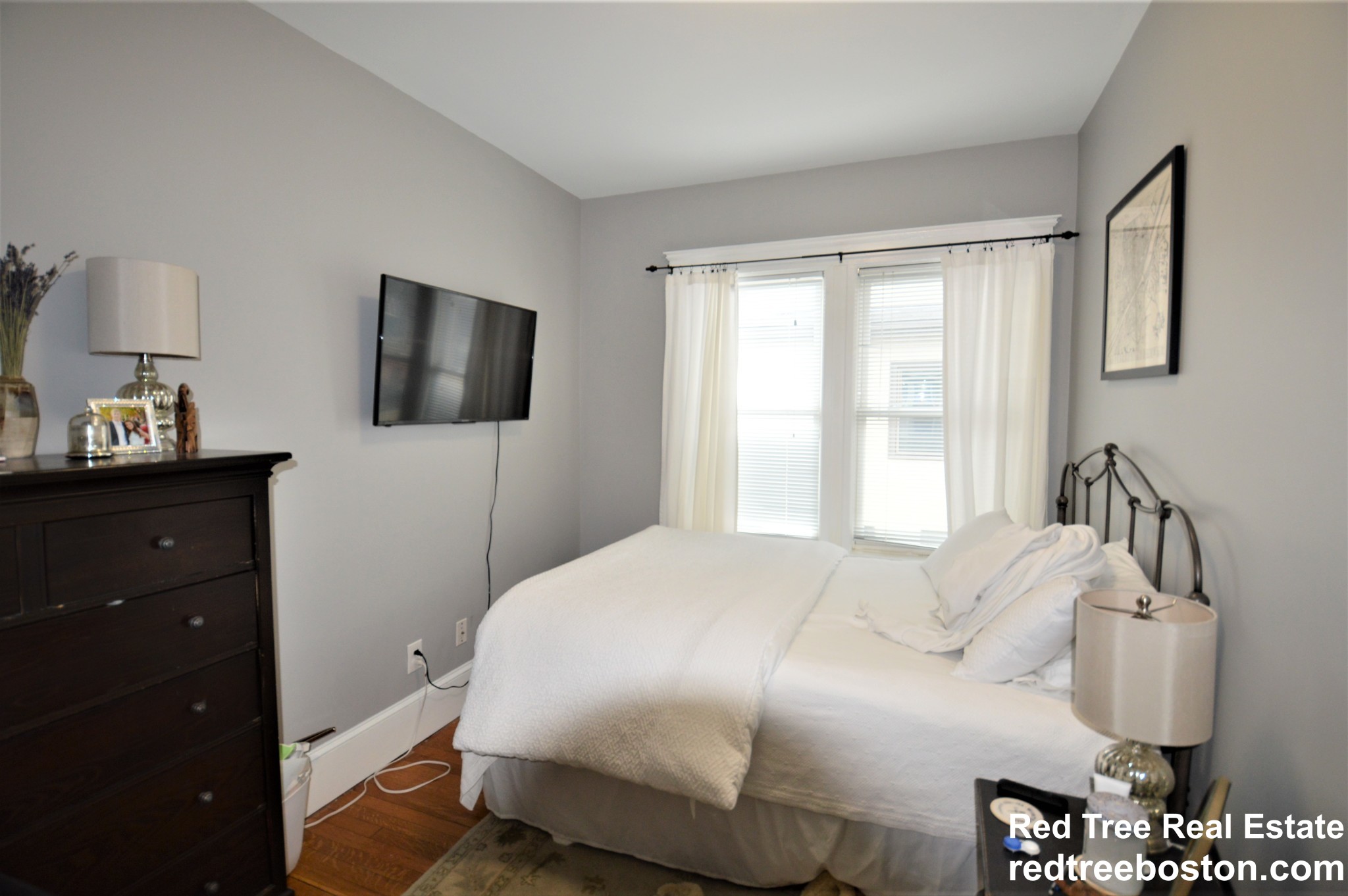 4 bed, 2 bath apartment for rent at 63 Mapleton St Unit 1, Brighton — photo 10 of 13