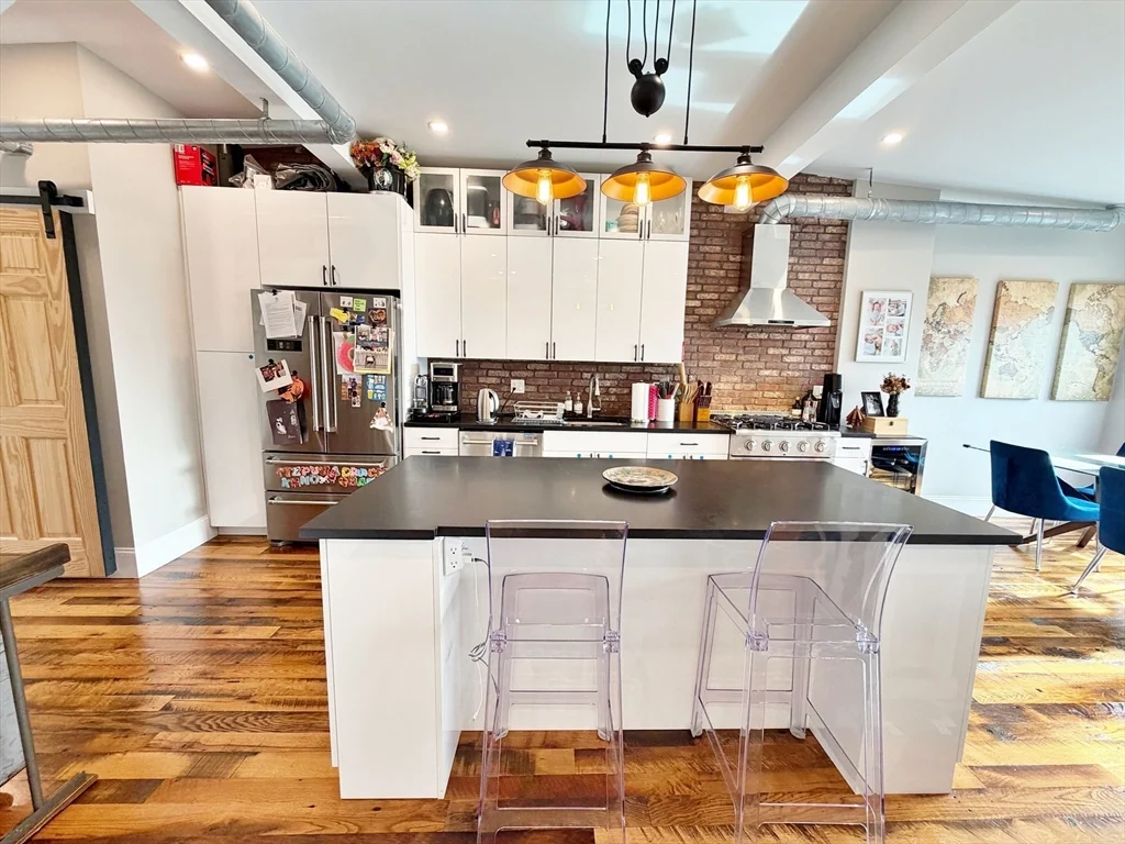 3 bed, 3 bath apartment for rent at 63 Marion St Unit 2, East Boston — photo 6 of 24