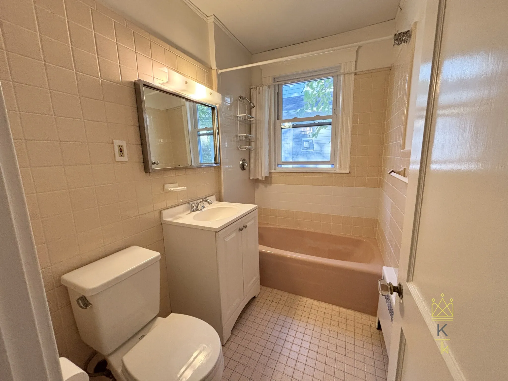 4 bed, 2 bath apartment for rent at 63 Mason Ter Unit 63, Corey Hill — photo 10 of 15