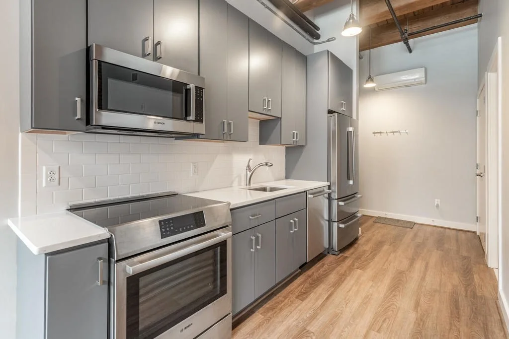 Studio bed, 1 bath apartment for rent at 63 Melcher St Unit 301, Seaport District — photo 2 of 7