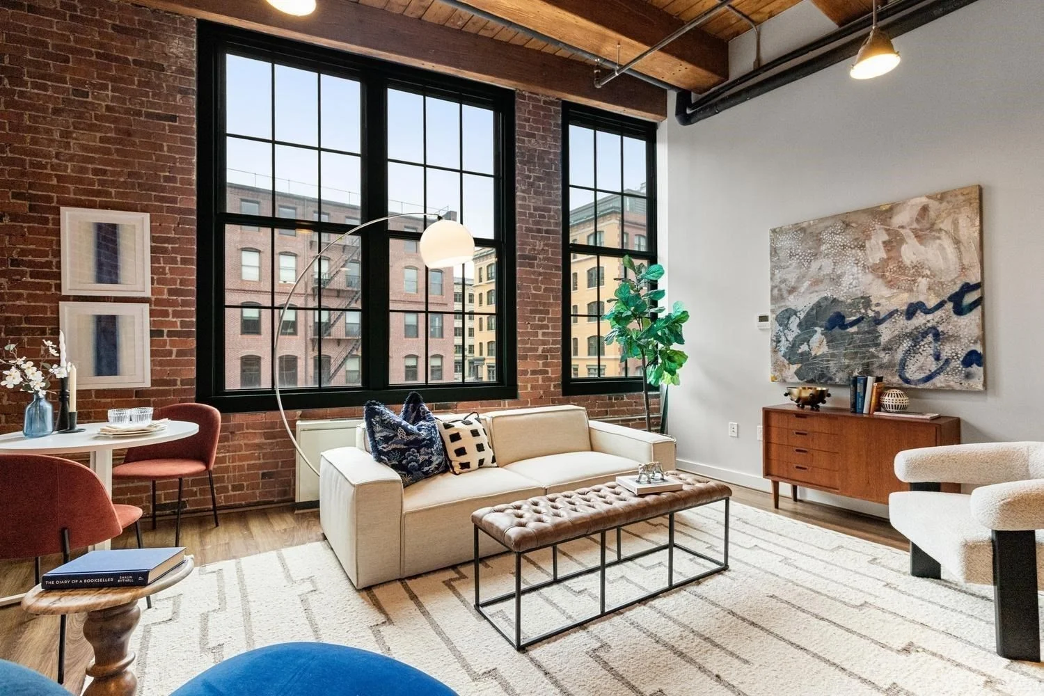Studio bed, 1 bath apartment for rent at 63 Melcher St Unit 301, South Boston — photo 1 of 18