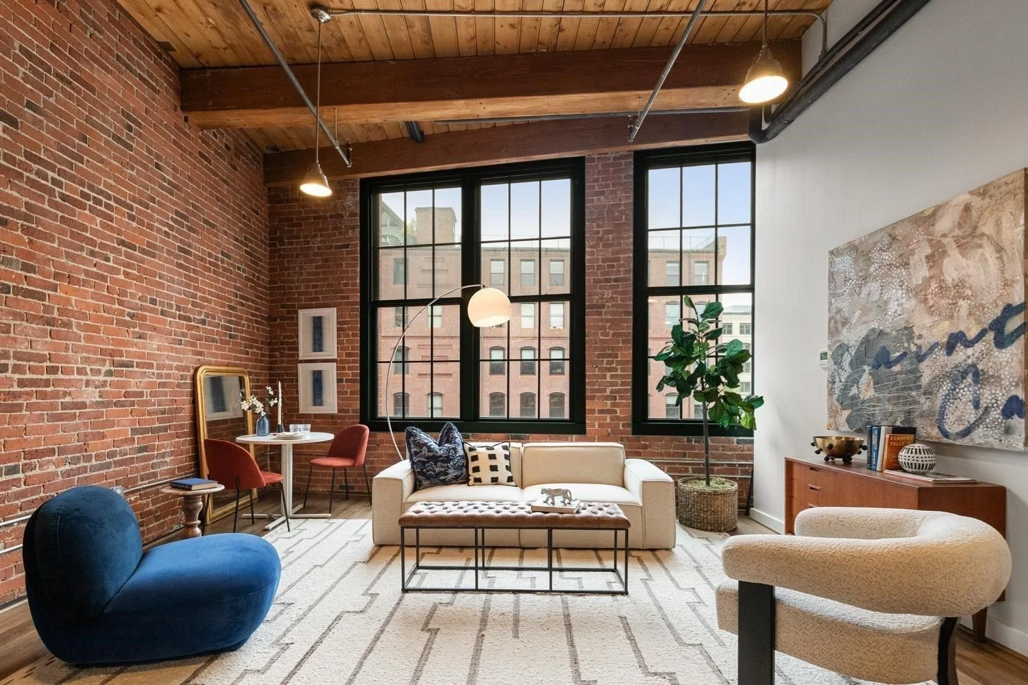 Studio bed, 1 bath apartment for rent at 63 Melcher St Unit 301, South Boston — photo 3 of 18