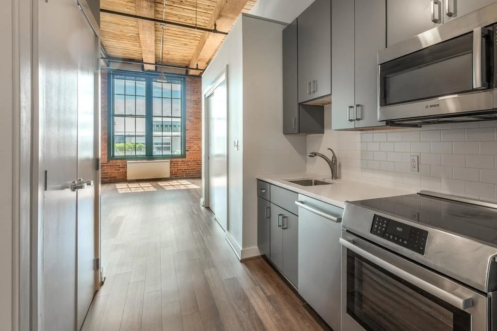 Studio bed, 1 bath apartment for rent at 63 Melcher Unit 506, Seaport District — photo 4 of 12