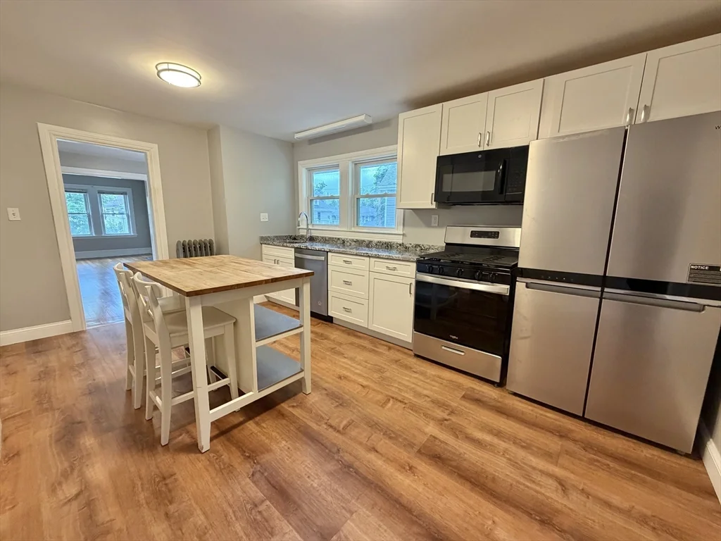 2 bed, 1 bath apartment for rent at 63 Newell Rd Unit 1, Auburndale — photo 2 of 25