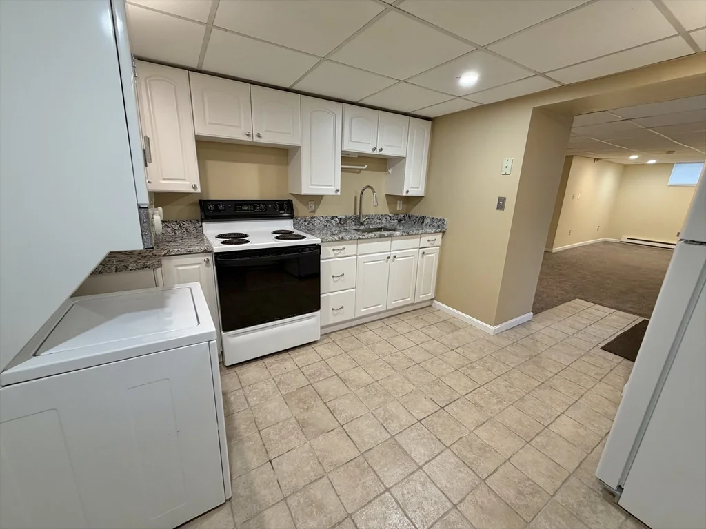 1 bed, 1 bath apartment for rent at 63 Newell Rd Unit B, Auburndale