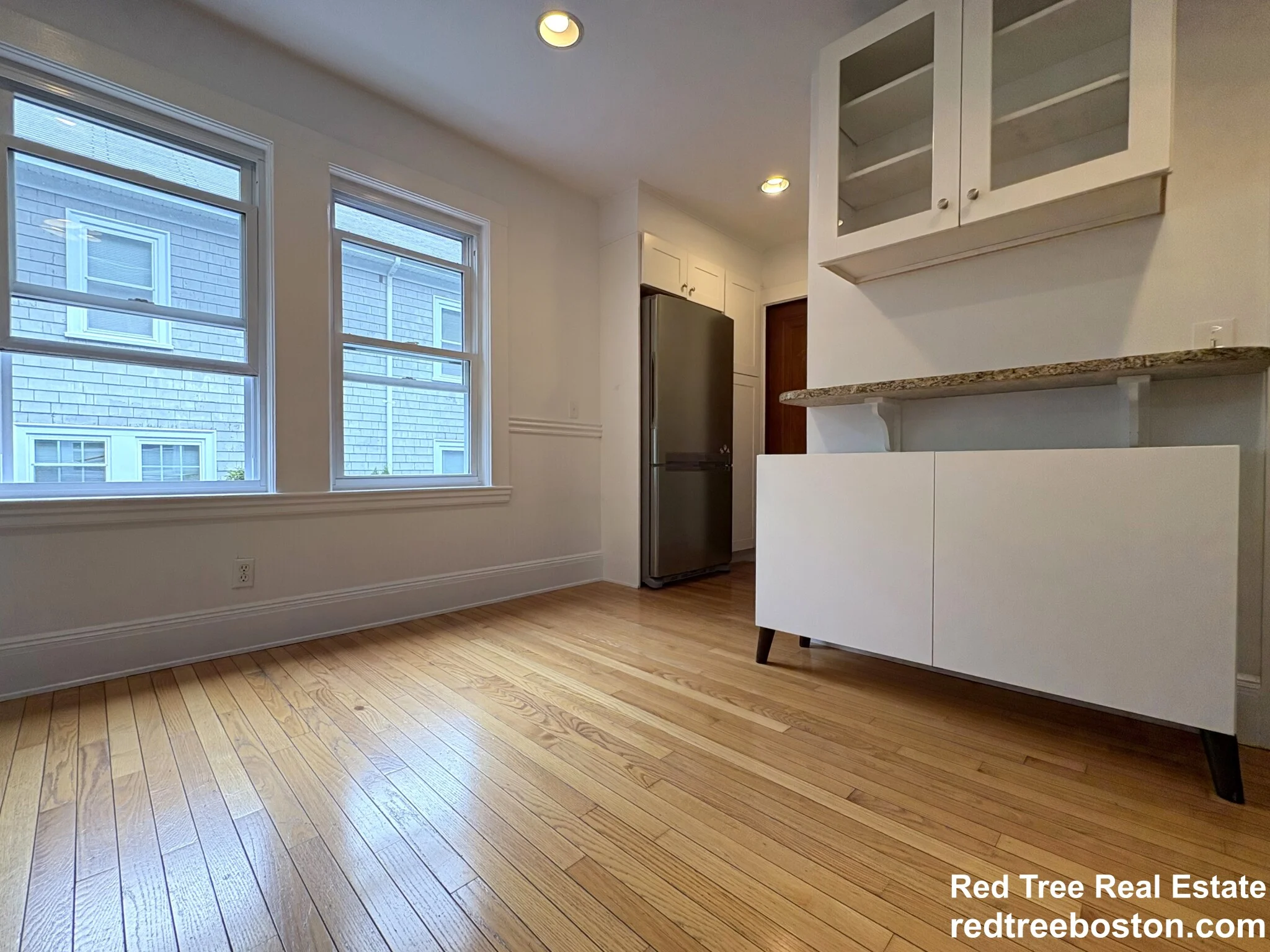 3 bed, 1 bath apartment for rent at 63 Newport St, Arlington Heights — photo 7 of 13