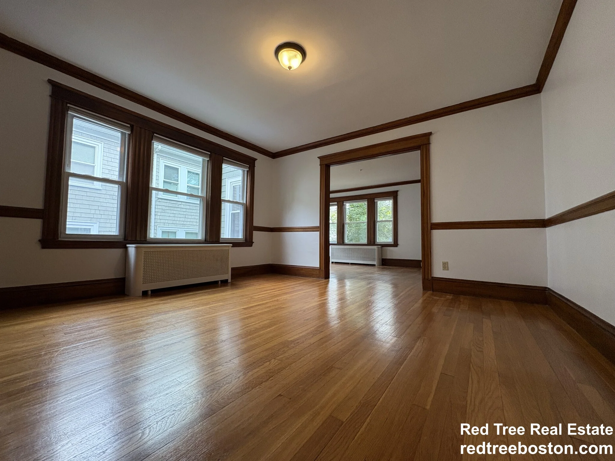3 bed, 1 bath apartment for rent at 63 Newport St, Arlington Heights