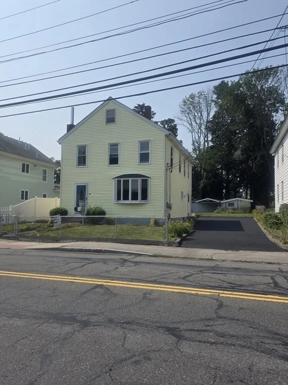3 bed, 1 bath apartment for rent at 63 Oak St Unit 1, Taunton — photo 25 of 27